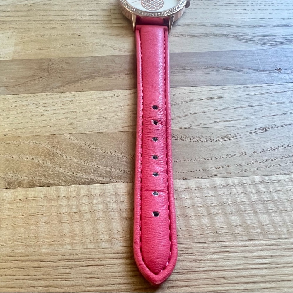 Caribbean Joe ladies pineapple pink strap fashion watch NEW BATTERY - Picture 4 of 8